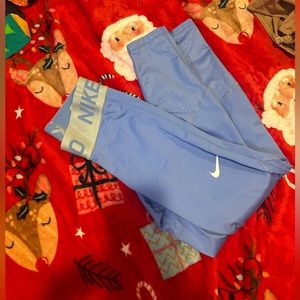 Girls’ Nike leggings